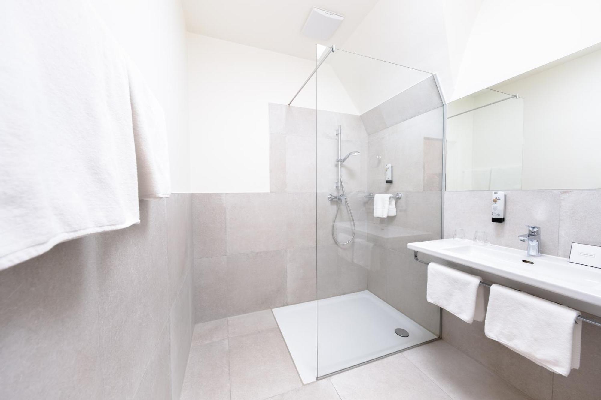 Austria Classic Hotel Wolfinger - Hauptplatz Linz Room photo